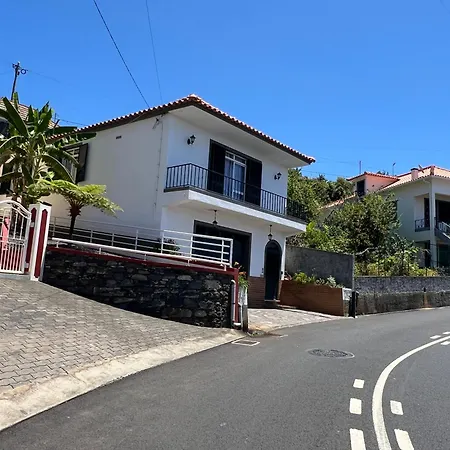 Casa Nova - Maison Avec Garage, Terrasse & Balcon فيلة