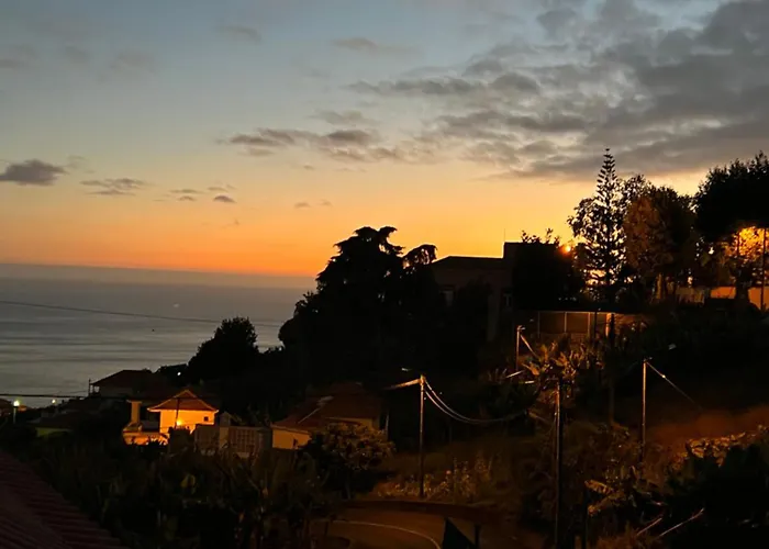 别墅 Casa Nova - Maison Avec Garage, Terrasse & Balcon *